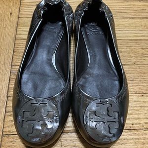 Silver Tory Burch flats size 6